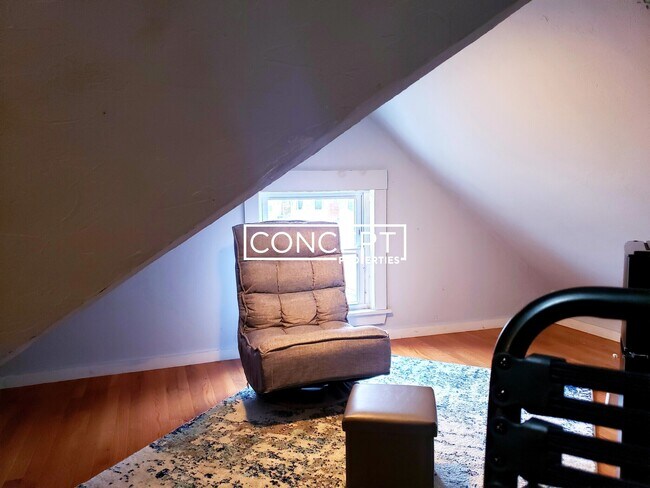 Building Photo - 45 Cherokee St