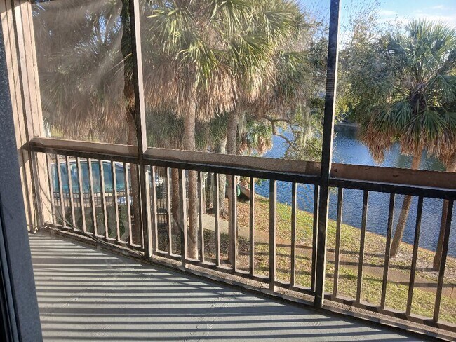 Foto del edificio - 6319 Newtown Cir