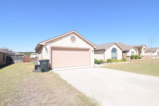 Foto del edificio - 709 Cosper Creek Dr