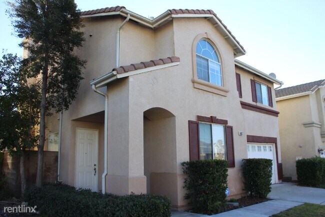 Building Photo - 4 br, 3 bath House - 6057 Hilton Head Ln