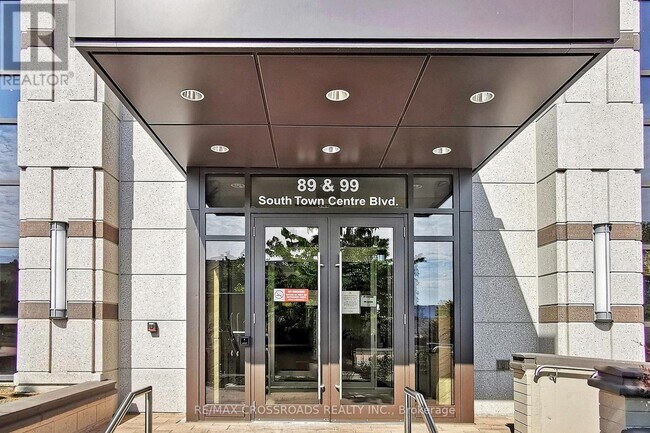 Building Photo - 99 S Town Centre Blvd