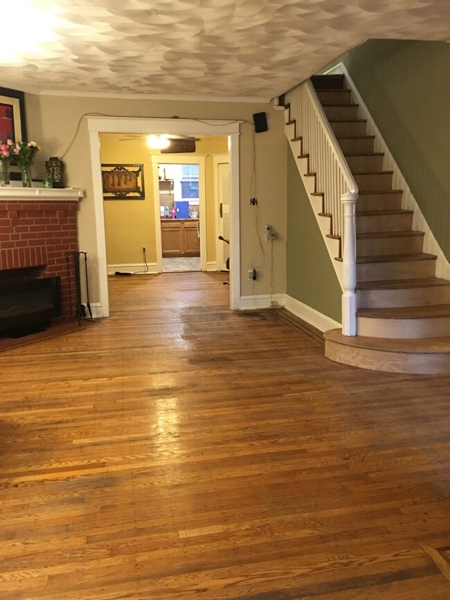 Foto del edificio - Louise Road, West Oak Lane