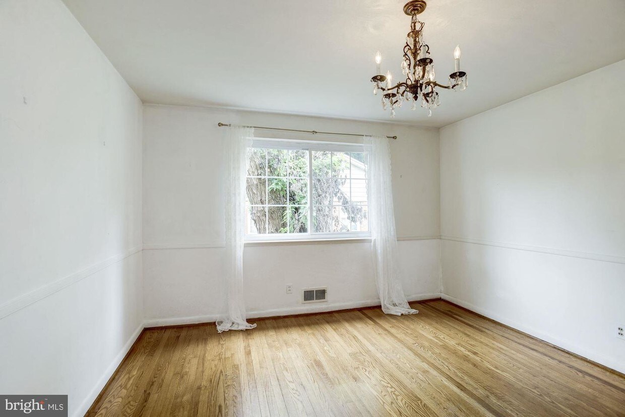 6916 Marbury Rd, Bethesda, MD 20817 House Rental in Bethesda, MD