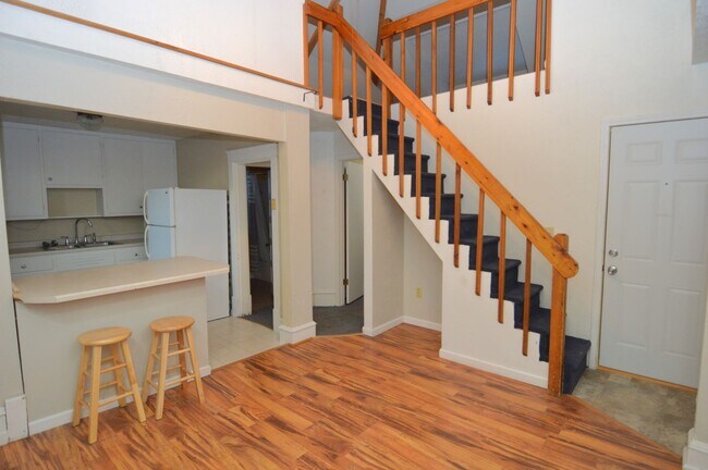 Building Photo - Goettsch Duplex