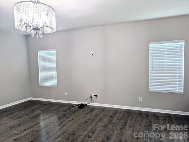 Building Photo - 4031 Huntley Glen Dr