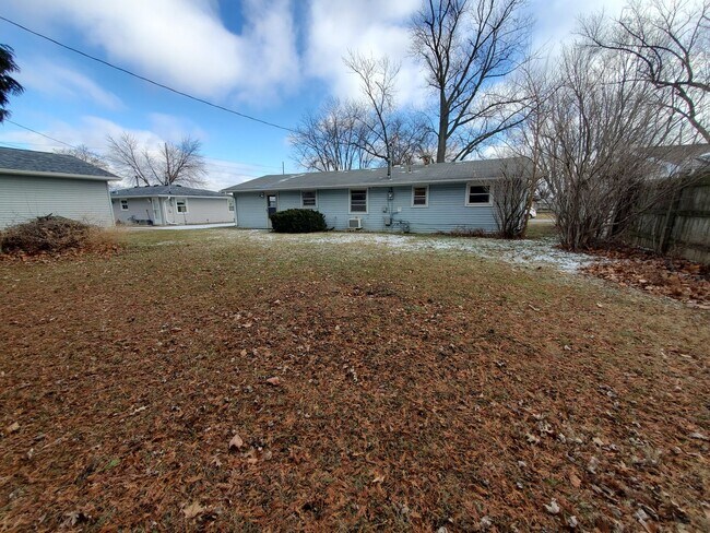 Foto del edificio - 2 Bedroom House  in Silvis