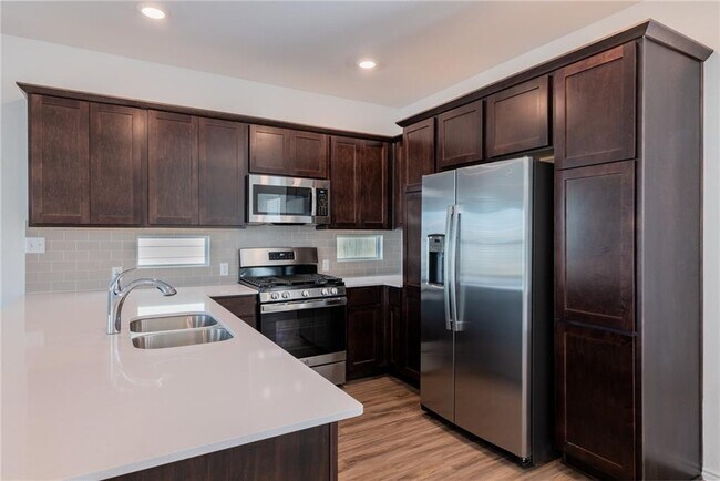 Foto del edificio - 1336 Linwood St