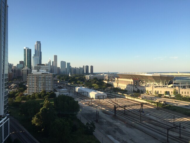 Foto del edificio - 1717 S Prairie Ave