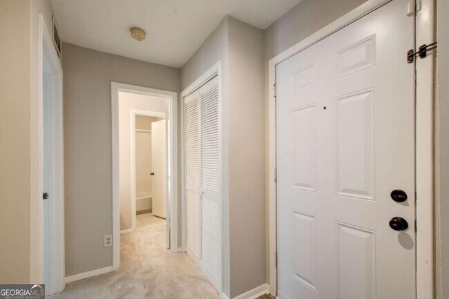 Foto del edificio - 805 Tuxworth Cir