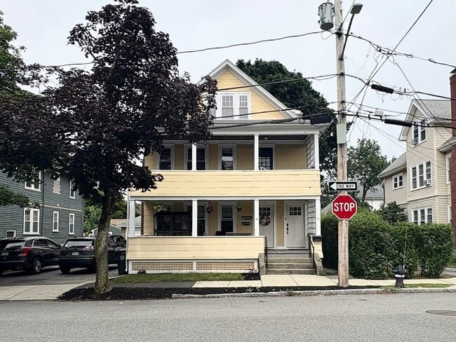 Building Photo - 30 Allen St