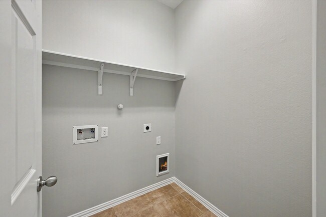 Building Photo - 79 Chipwyck Way