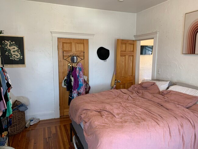 Building Photo - 29 Litchfield St