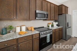 Interior Photo - Tricon Garland