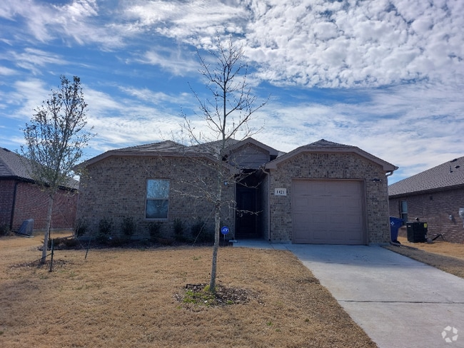 Building Photo - 1421 Warringwood Dr