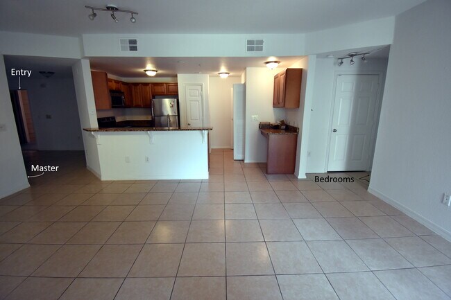 Building Photo - 2000 Erving Cir