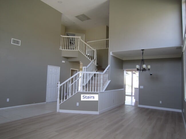 Building Photo - 1181 Kestrel Cir