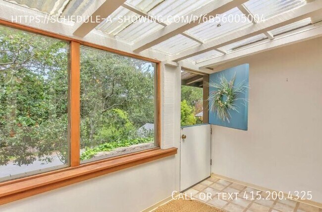 Building Photo - Fantastic 3 Bedroom 2 Bath Home In Carmel