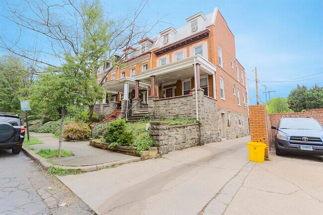 Foto del edificio - 3301 Guilford Ave
