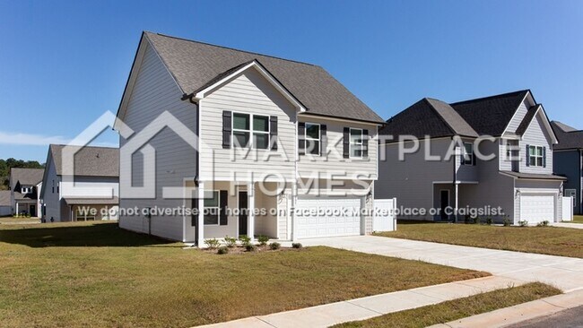 Building Photo - 207 W L Miller Dr