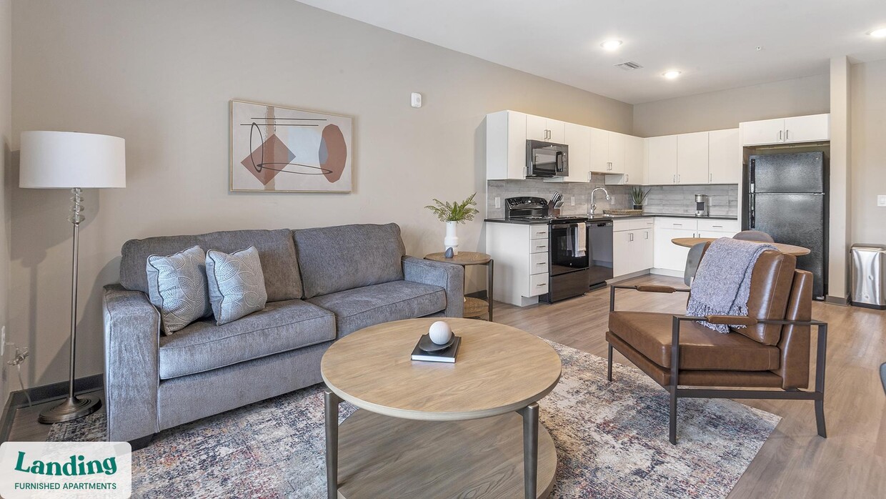 Primary Photo - 645 N Front St