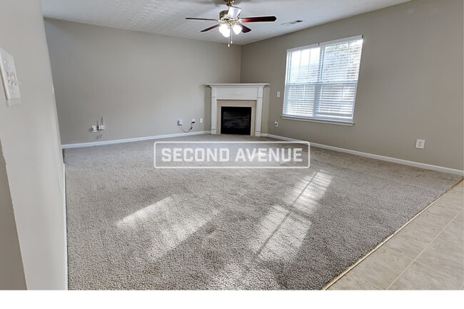 Building Photo - 448 Kirkland DR