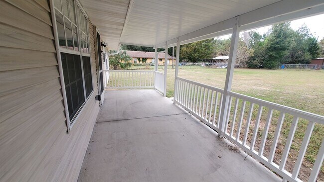 Foto del edificio - 3 br, 1.5 bath House - 8558 SW 200TH COURT