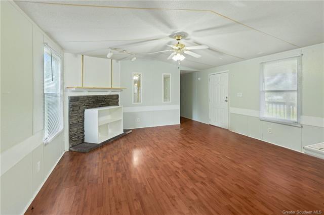 Building Photo - 2416 Bonito Dr