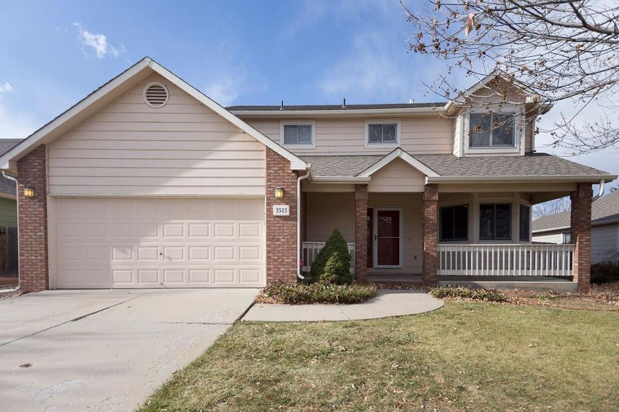 Primary Photo - Home backing to foothills