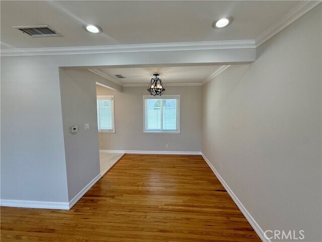 Foto del edificio - 517 Blossom Ln