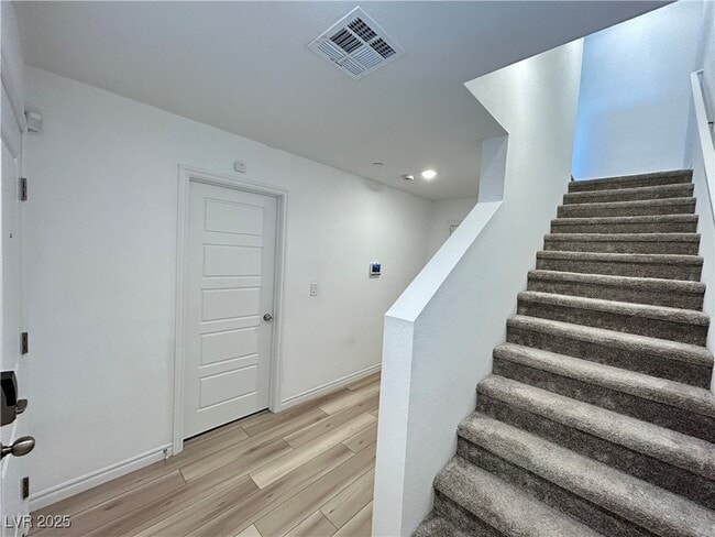 Building Photo - 3625 Cabernet St