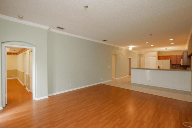Foto del edificio - 256 Kensington Way