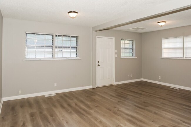 Foto del edificio - 3107 Forsythe Dr NW