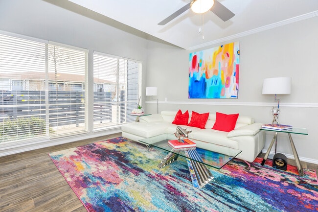 Building Photo - The Park at Cumberland