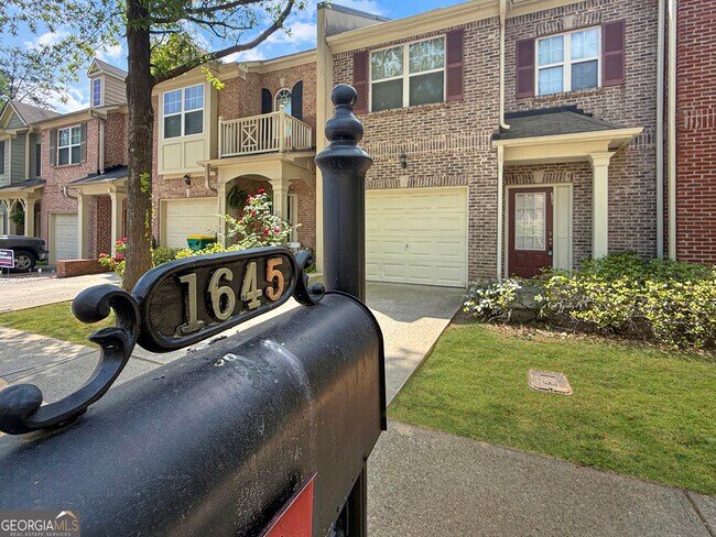 Building Photo - 1645 Southgate Mill Dr
