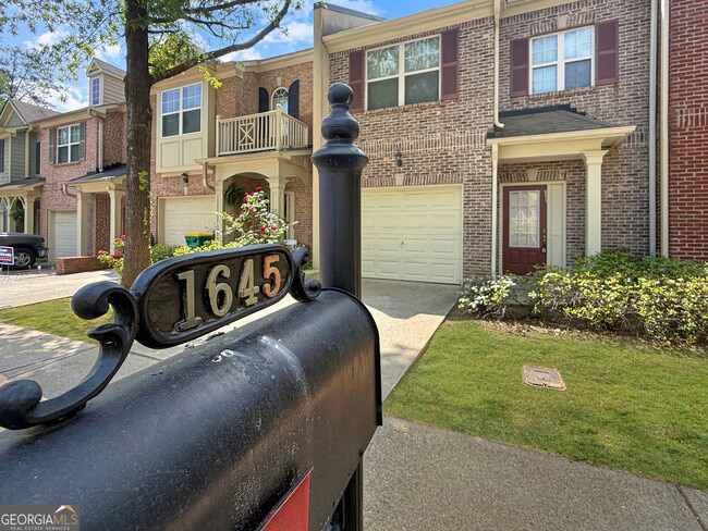 Foto del edificio - 1645 Southgate Mill Dr