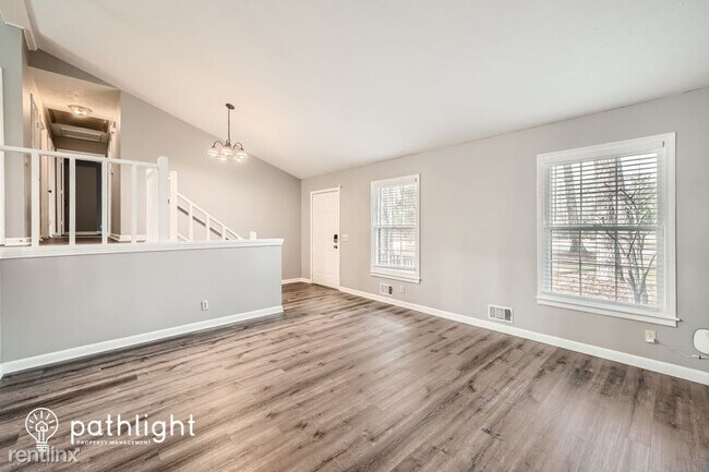 Foto del edificio - 3 br, 2 bath House - 825 Cochise Trail UNIT