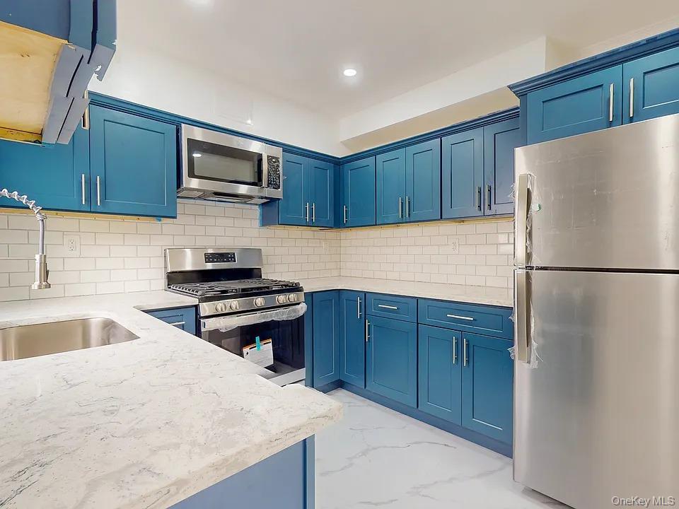 Foto principal - 22 Whitney Ave