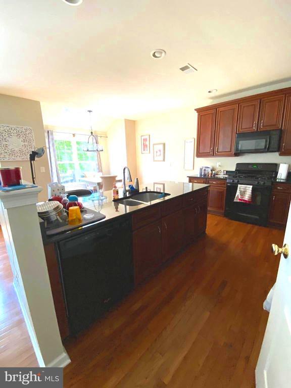 Foto del edificio - 15839 Fourmile Creek Ct