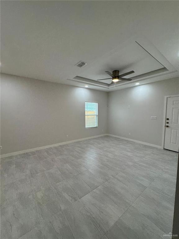 Foto del edificio - 14 Clarence Dr