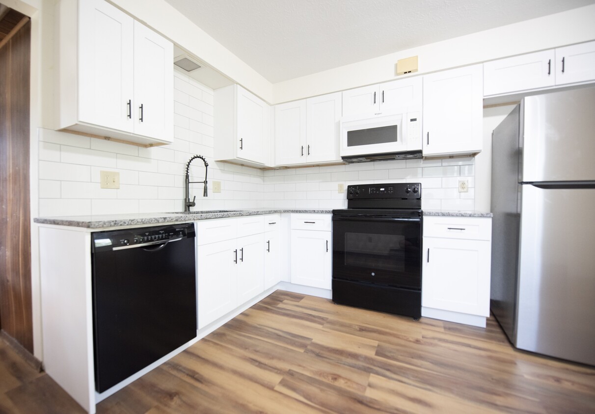 Foto principal - 124 Forest Blvd