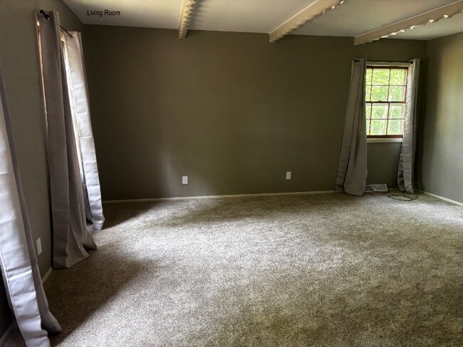 Foto del edificio - 27831 Homestead Rd