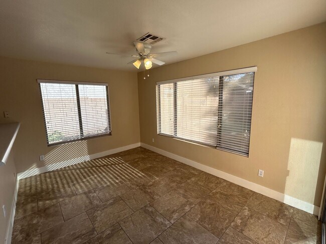 Building Photo - 1099 W Seagull Dr