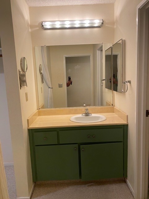 Building Photo - 55 Red Rock Way Unit 101-O - Spacious Stud...