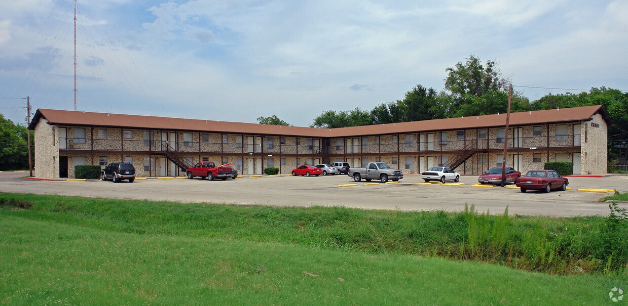 Foto principal - 3107 Atkinson Ave