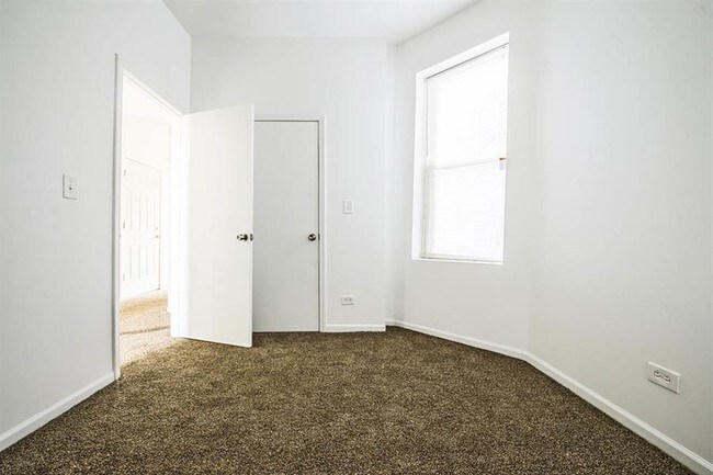 Foto del interior - 3560-64 W Cermak Rd