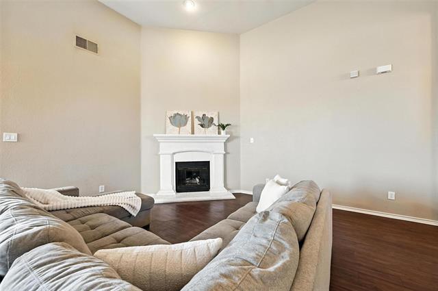 Foto del edificio - 12500 Cottageville Ln