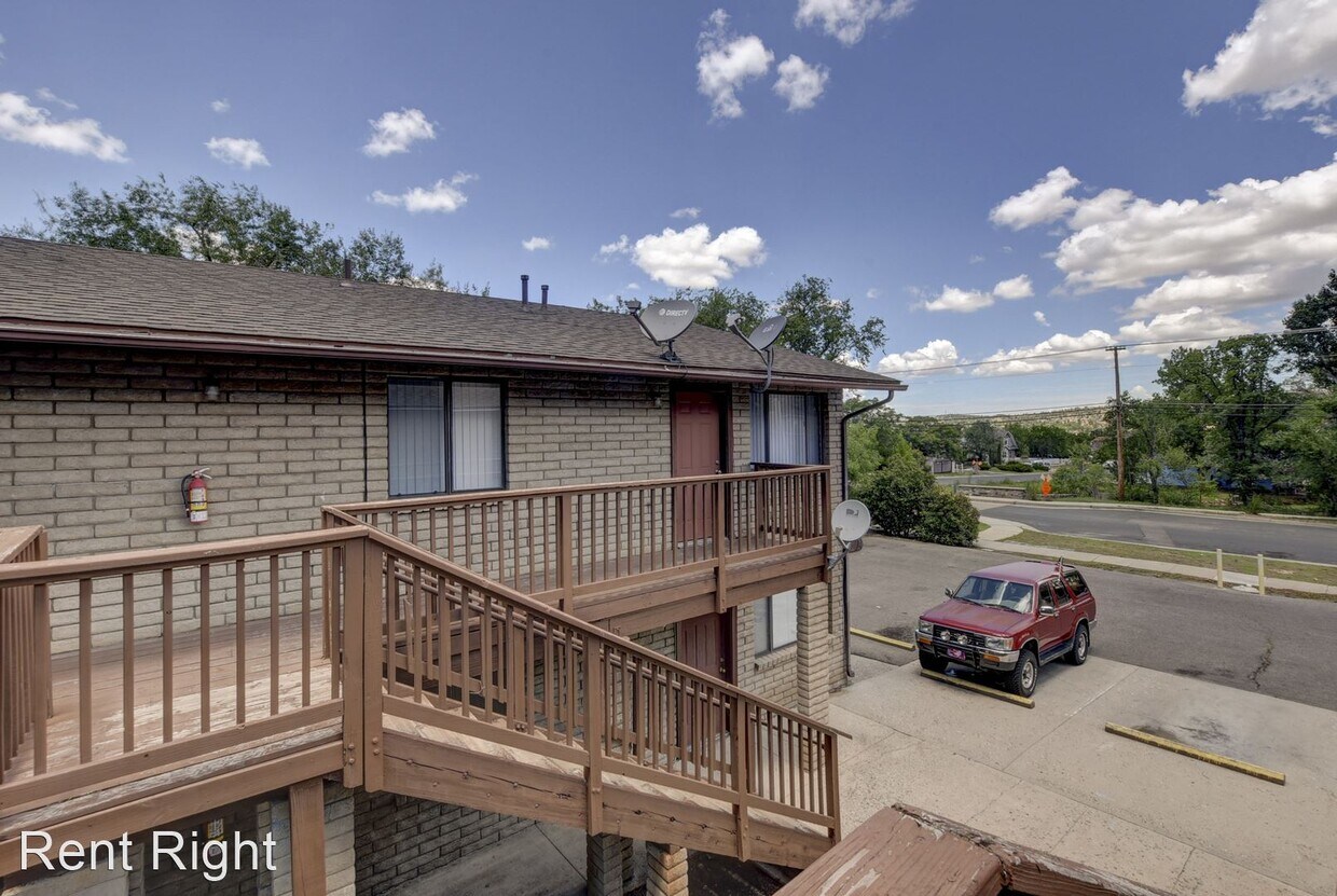 Primary Photo - 601 E Willis St