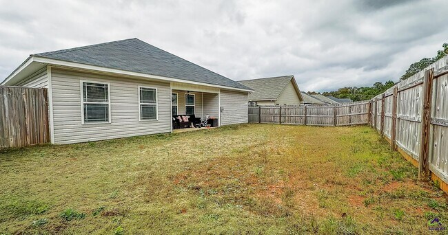 Foto del edificio - 181 Red Tail Cir