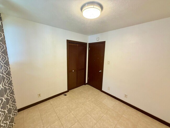 Foto del edificio - 3 Bedroom / 1 Bathroom Home Available in W...