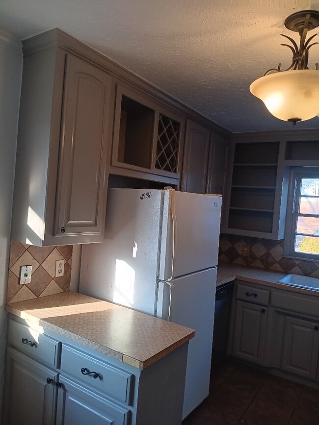 Building Photo - Now Available, 1/2 off 1st months rent if ...